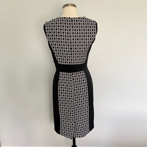 New Tahari Black/White Fitted Sheath Dress, 4 - Picture 2 of 2
